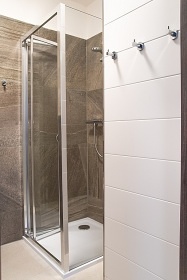 Chalupa se saunou - Kl�novec - p�ehrada P��se�nice