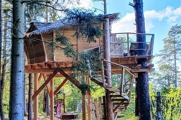 Glamping v korunách stromů -  Hamr na jezeře