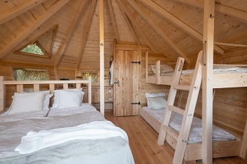 Glamping v korunách stromů -  Hamr na jezeře