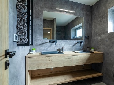 Rodinn� chata - dom�c� kino a v��ivka - Malenovice