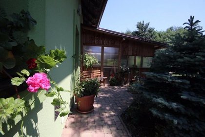 Chalupa s baz�nem - p�ehrada Se� - �elezn� hory