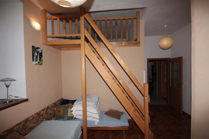 Chalupa s baz�nem - p�ehrada Se� - �elezn� hory