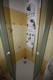 Chalupa s baz�nem - p�ehrada Se� - �elezn� hory