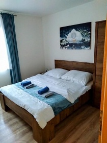 Chaty u Lednicko-Valtick�ho are�lu - CHKO P�lava