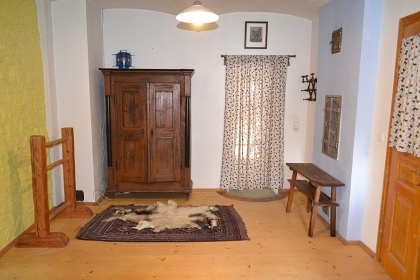 Jiho�esk� chalupa a uzav�en� dv�r - Slavonice