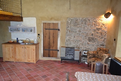 Jiho�esk� chalupa a uzav�en� dv�r - Slavonice