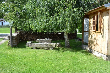 Jiho�esk� chalupa a uzav�en� dv�r - Slavonice