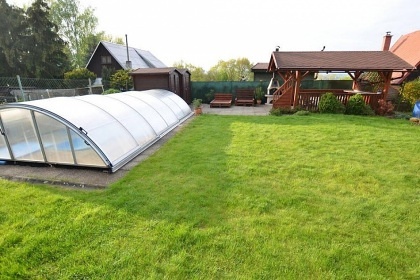 Chata s baz�nem - z�mek Hrub� Sk�la - �esk� r�j