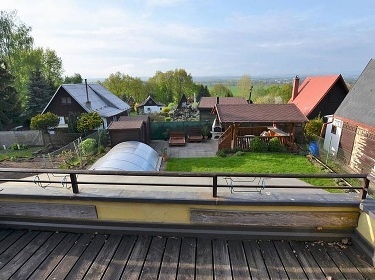 Chata s baz�nem - z�mek Hrub� Sk�la - �esk� r�j