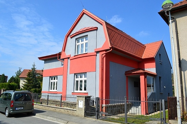 Chalupa a zahrada UNESCO Kutn� Hora - z�mek Ka�ina