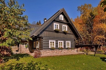 Chalupa Krkonoe - bazn a sauna - ern hora