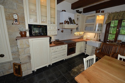 Chalupa Krkonoe - bazn a sauna - ern hora