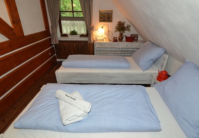 Chalupa Krkonoe - bazn a sauna - ern hora