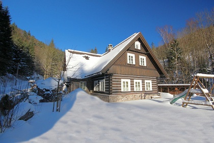 Chalupa Krkonoe - bazn a sauna - ern hora