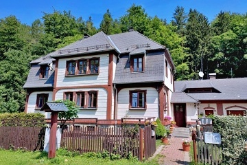 Chalupa s apartmány - České Švýcarsko - Chřibská