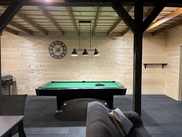 Roubenka wellness a vinný sklep - východní Čechy