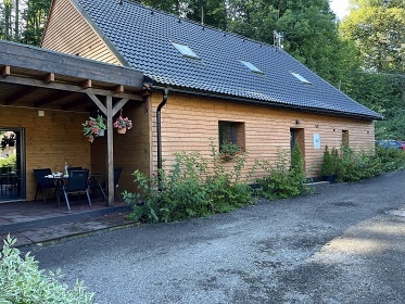 Roubenka wellness a vinný sklep - východní Čechy