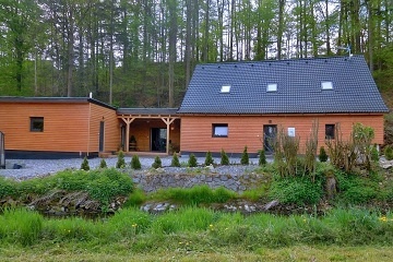 Roubenka wellness a vinný sklep - východní Čechy