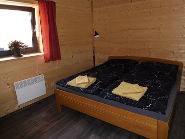 Roubenka wellness a vinný sklep - východní Čechy