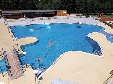 Apartmánový dům Sklípek - Trutnov - Krkonoše