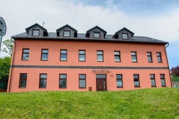 Apartmánový dům Sklípek - Trutnov - Krkonoše