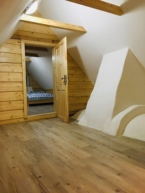Roubenka na samotě - Chřešťovice - Orlík