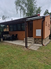 Chata Vyso�ina - u rybn�ka Stekl� - T�eb��