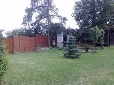 Chata Vyso�ina - u rybn�ka Stekl� - T�eb��