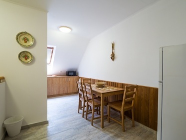 Chalupa s baznem - CHKO Plava - Nov Mlny