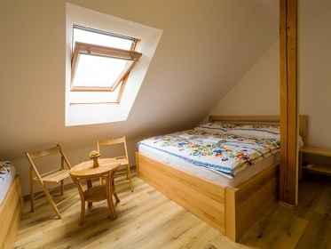 Chalupa s baznem - CHKO Plava - Nov Mlny