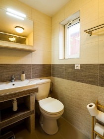 Chalupa s baznem - CHKO Plava - Nov Mlny