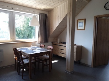 Chalupa baz�n a vinn� sklep - Nov� Ml�ny - P�lava