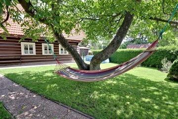 Rouben� chalupa s baz�nem - �esk� r�j