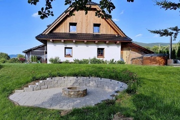 Vala�sk� chalupa - �pat� hory Radho�� - Pustevny