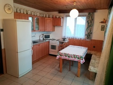 Chalupa Novohradsk hory - Dobrkovsk Lhotka