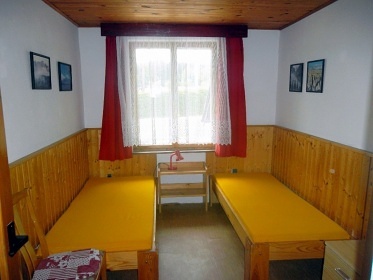 Chalupa Novohradsk hory - Dobrkovsk Lhotka