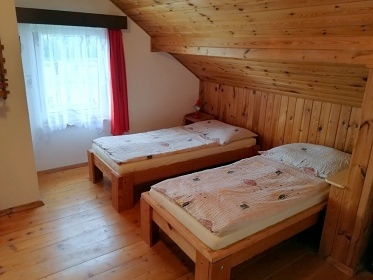 Chalupa Novohradsk hory - Dobrkovsk Lhotka