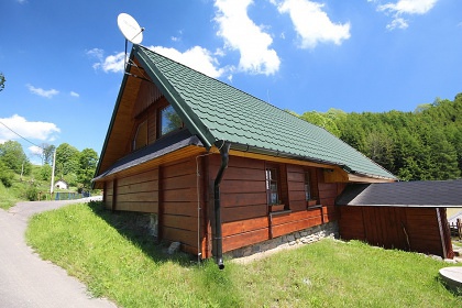 Chalupa s baznem v Jesenkch - Kamenec