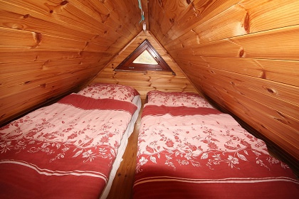 Chalupa s baznem v Jesenkch - Kamenec