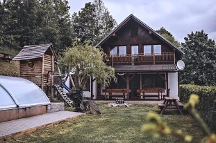 Nový objekt: Chata TROJKA - SAUNA, BAZÉN, KOUPACÍ SUD 2M-019