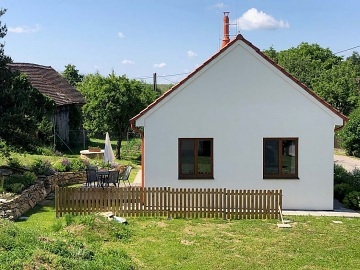 Chalupa NP Podyj - zmek Vranov a hrad Btov