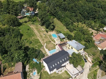 Chata a bazén - jižní Morava - Hustopeče - Pálava