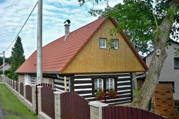 Chalupa s bazénem - Český ráj - hrad Kost