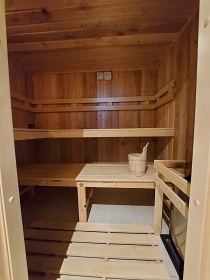 Krkonosk chalupa - bazn a sauna - Mechovice