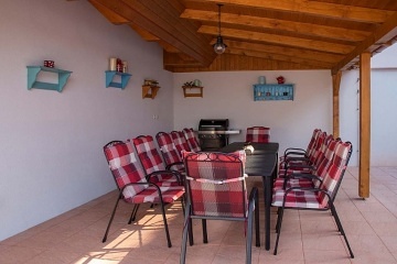 Chalupa s baz�nem - P�lavsk� vrchy - Nov� Ml�ny