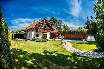Chata s bazénem - jižní Čechy - Třeboňsko