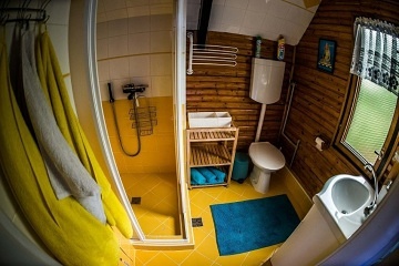 Chata s baznem u eky Lunice - Tborsko