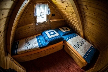 Chata s baznem u eky Lunice - Tborsko