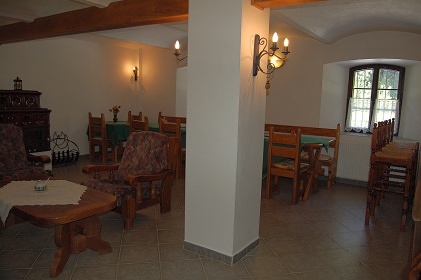 Chalupa s baznem - Horn Bza - Temon