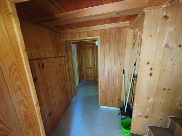 Chata u p�ehrady Vranov - hrad Corn�tejn a B�tov